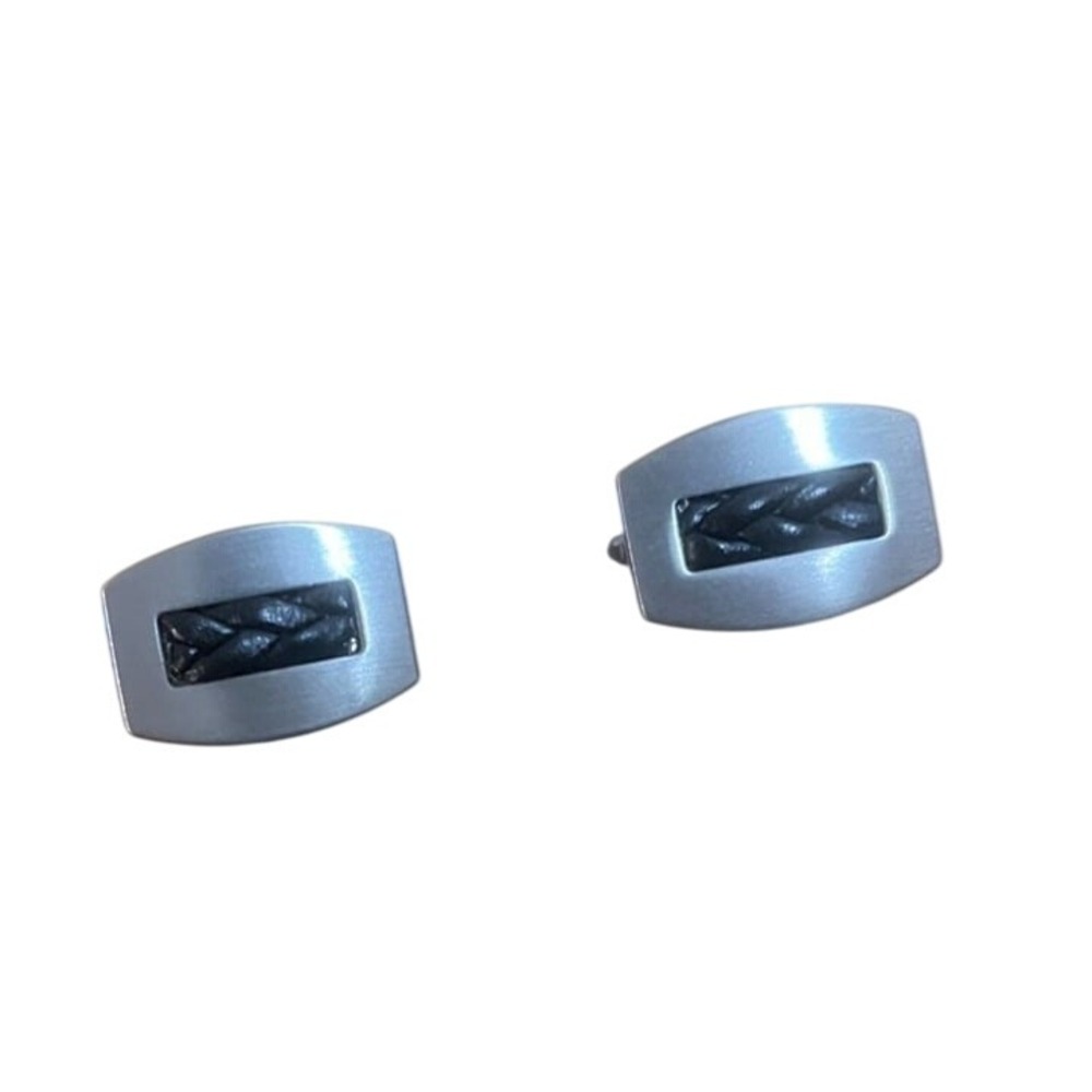 Kenneth‎ Cole Reaction Cufflinks Silver Tone Metal with Braided Black Accent